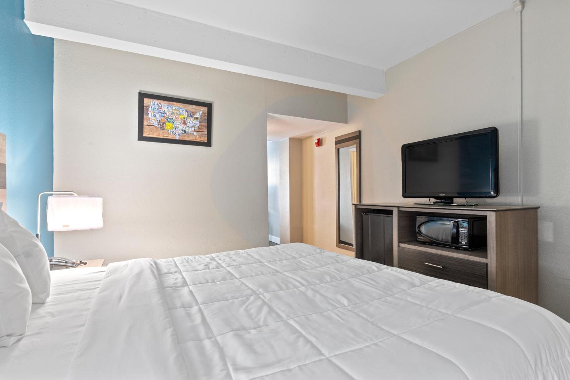 Ocean Crest Inn And Suites 미를 비치 객실 사진