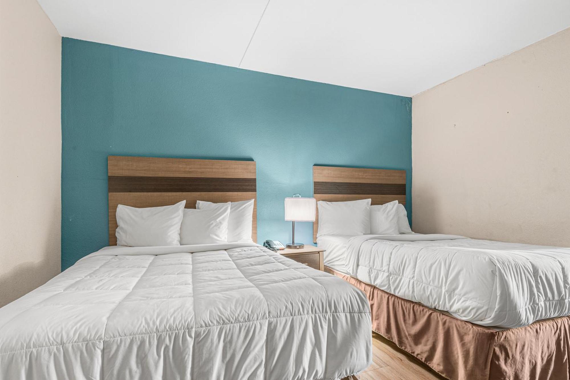 Ocean Crest Inn And Suites 미를 비치 객실 사진