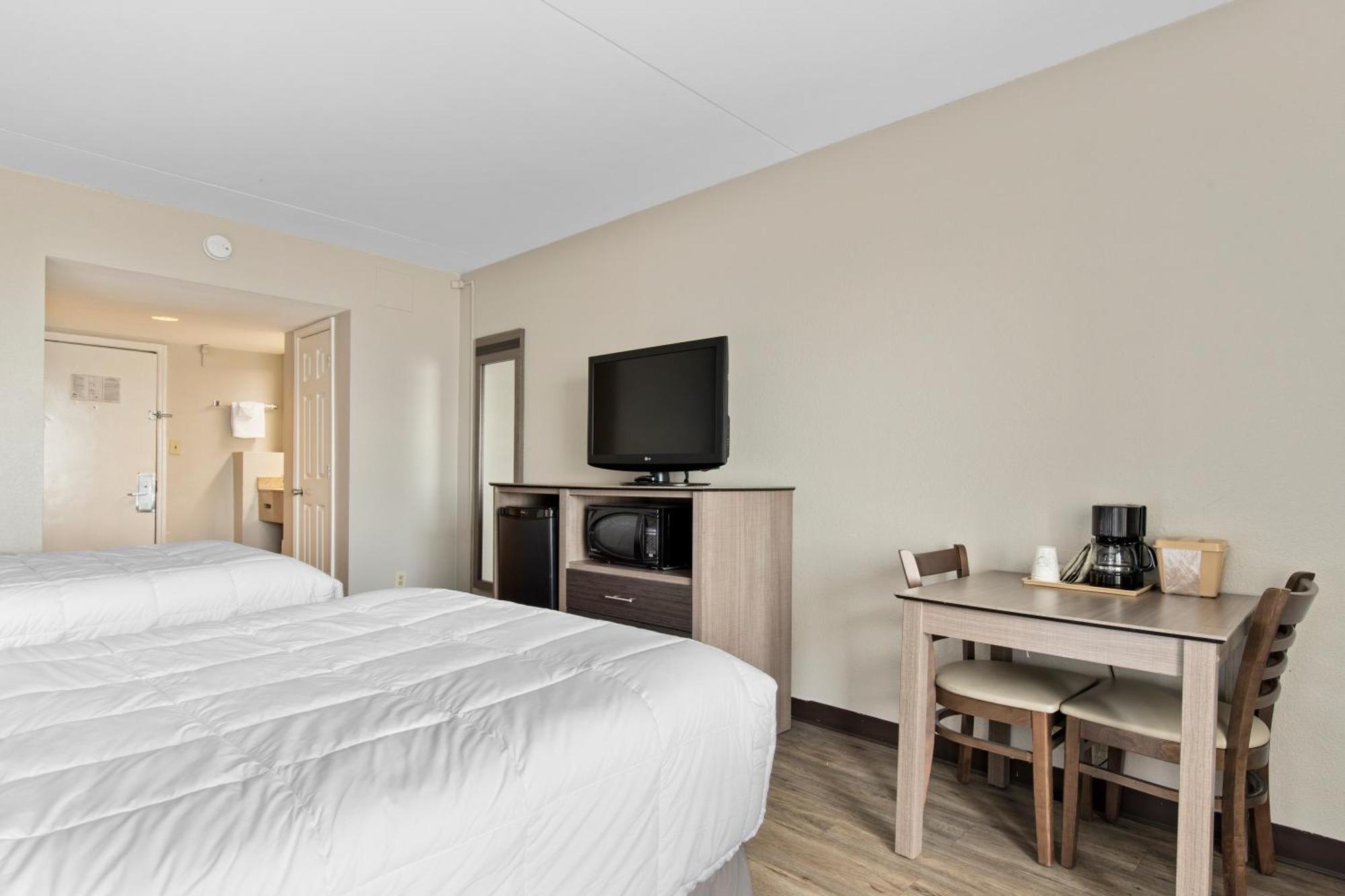 Ocean Crest Inn And Suites 미를 비치 객실 사진